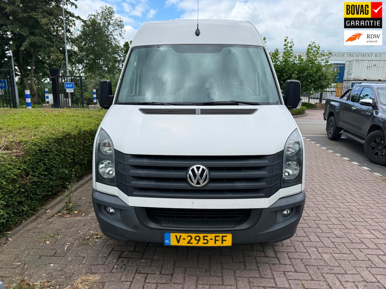 Volkswagen Crafter - 35 2.0 TDI L2H2 WIT ‘17 GOEDE BUS 100 KW - AutoWereld.nl