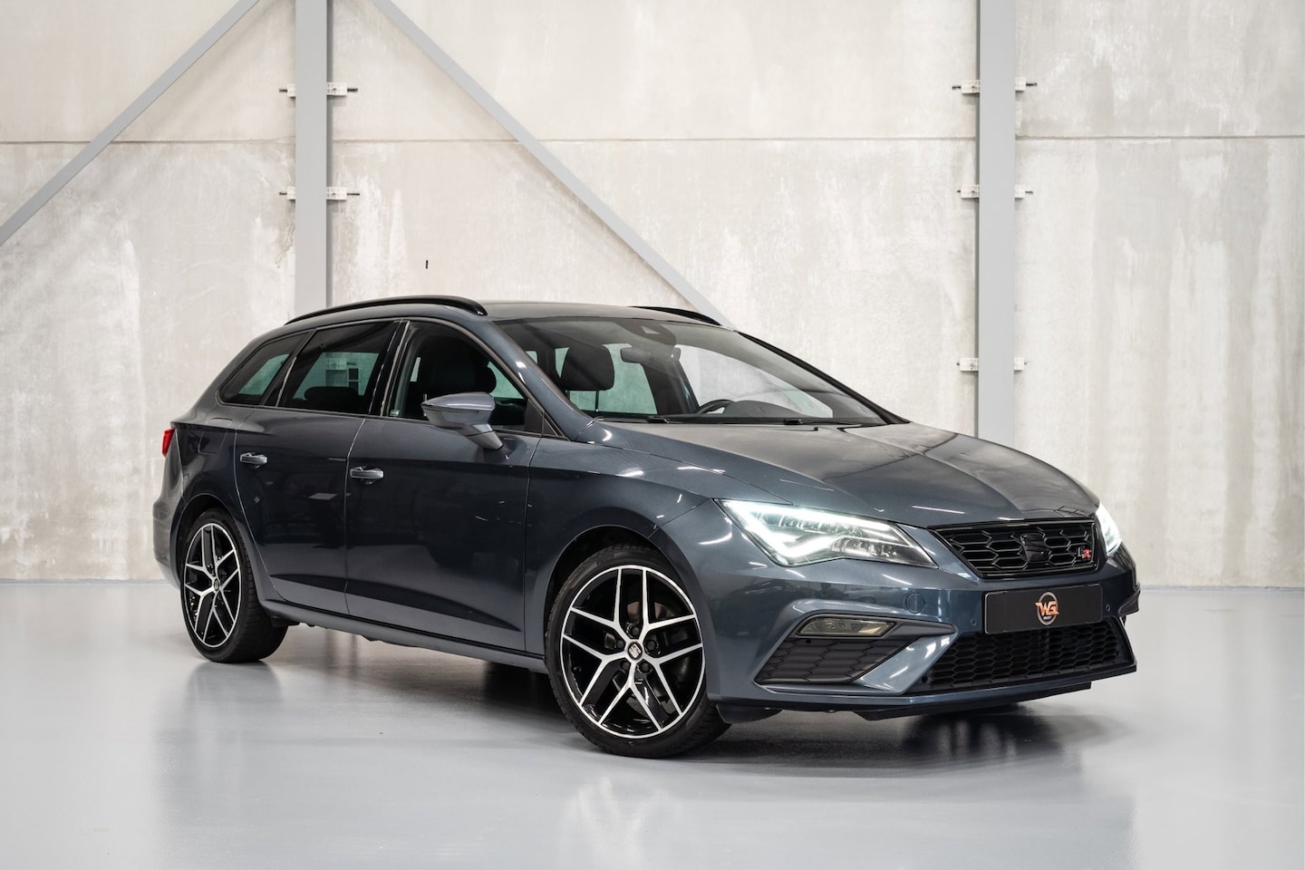 SEAT Leon ST - 1.5 TSI FR Business Intense | Virtual Cockpit | Apple Carplay | PDC - AutoWereld.nl