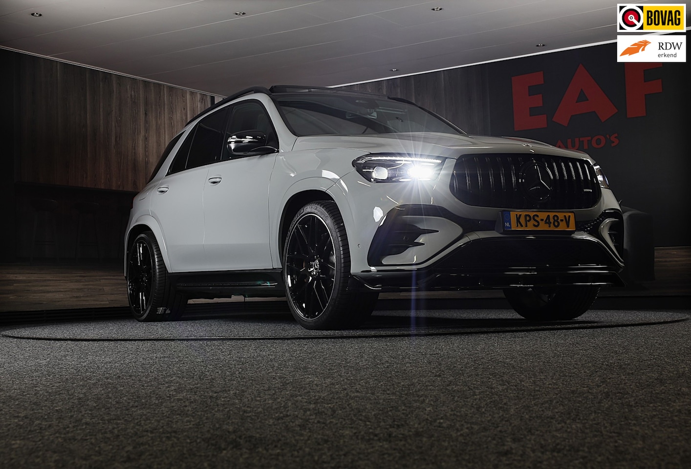 Mercedes-Benz GLE-Klasse - 400 e 4MATIC AMG 63 Look / Head Up / Luchtvering / Memory / Acc / Lane Assist / Burmester - AutoWereld.nl