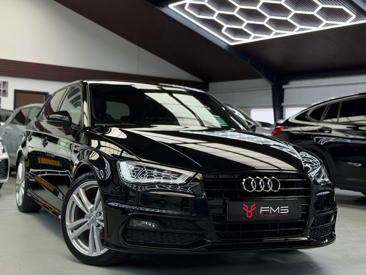 Audi A3 Sportback - 1.4 TFSI CoD 3x S-Line Navigatie - AutoWereld.nl