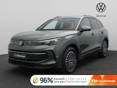 Volkswagen Tiguan - 1.5 eHybrid Life Edition 204PK DSG Trekhaak, 360gr. Camera, Zwarte hemelbekleding, 18" LM
