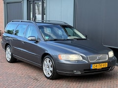 Volvo V70 - 2.0T Edition Classic Nieuwe Koppeling 5 Cillinder Parkeersensoren
