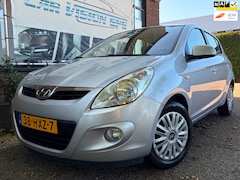 Hyundai i20 - 1.2i DynamicVersion|Airco|