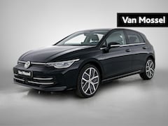 Volkswagen Golf - 1.5 eHybrid Style Edition 204 PK Plug-in Hybrid | Trekhaak | Panoramadak | Apple Carplay d