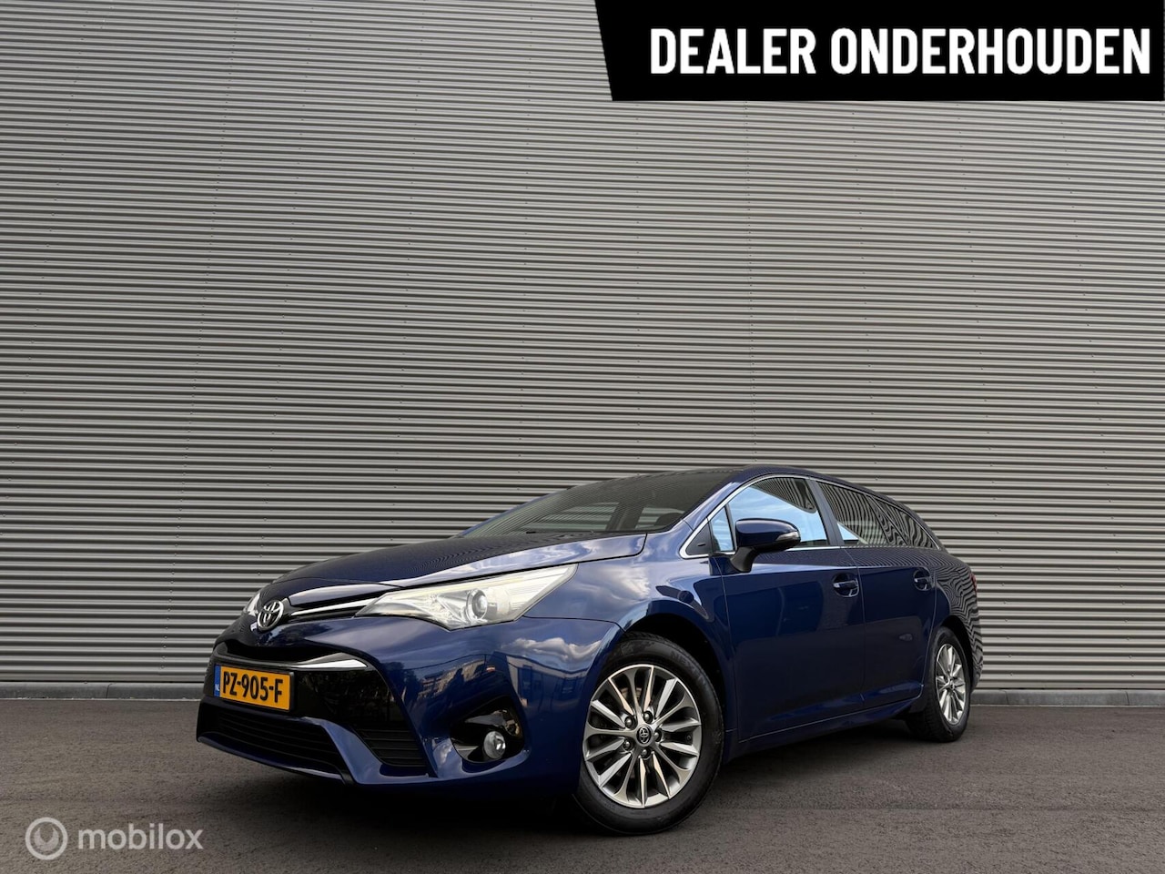 Toyota Avensis - 1.8 VVT-i Aspiration | Clima | Camera | Cruise | Navi | 2 eigenaren - AutoWereld.nl