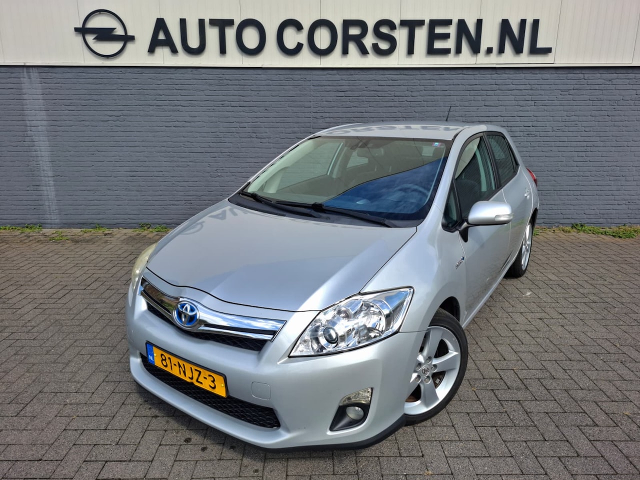 Toyota Auris - 1.8 Full Hybrid Camera CruiseControl Usb Ecc Elek.Ramen/Spiegels Mistlampen Boordcomputer - AutoWereld.nl