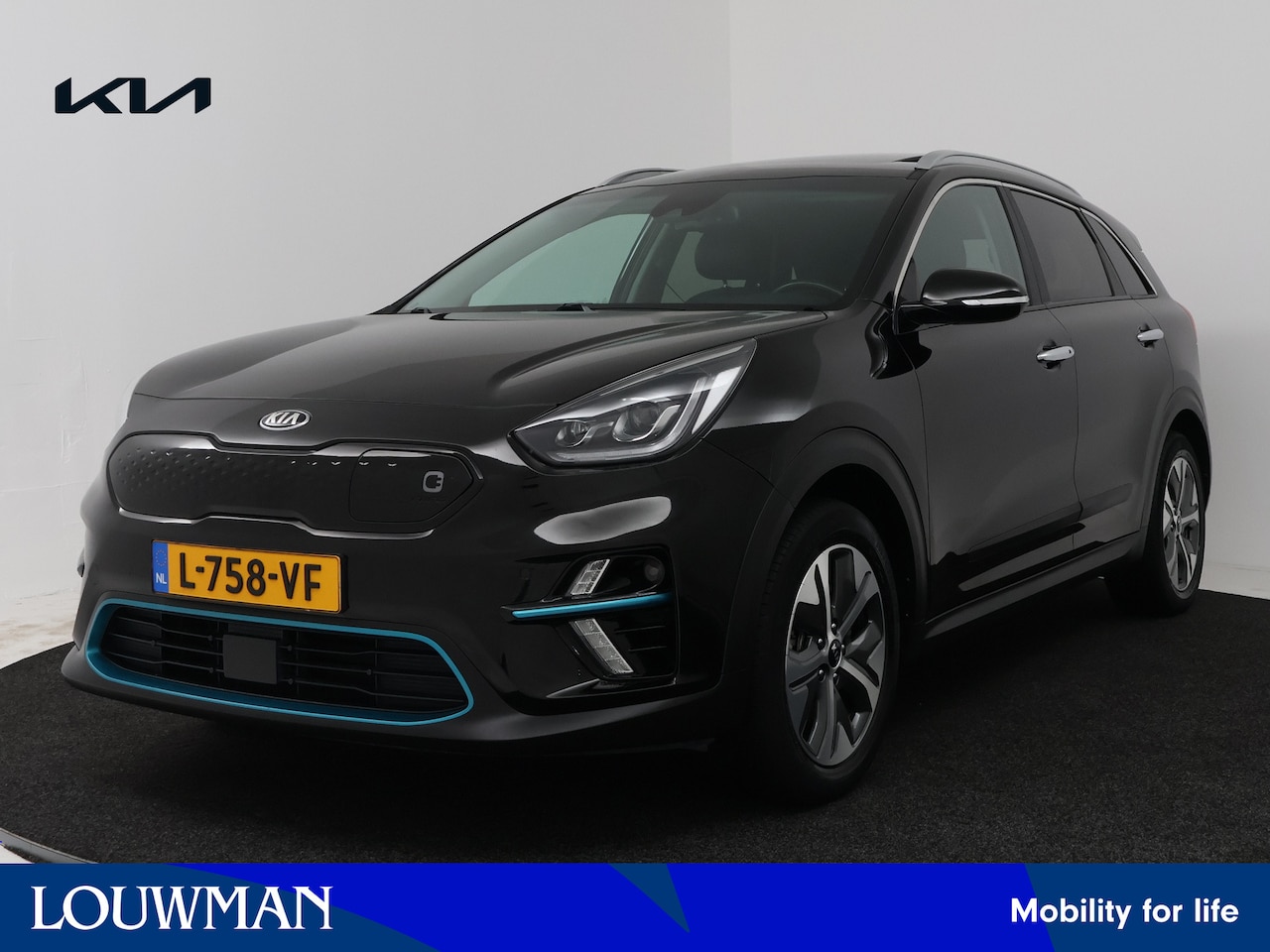 Kia e-Niro - ExecutiveLine 64 kWh | Schuif/kanteldak | Lederen bekleding | Stoelverwarming/ventilatie | - AutoWereld.nl