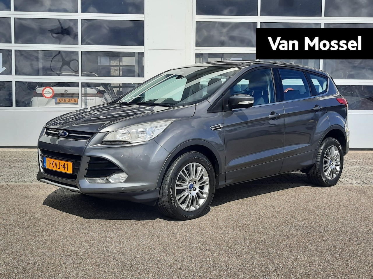 Ford Kuga - 1.6 Titanium Trekhaak - AutoWereld.nl