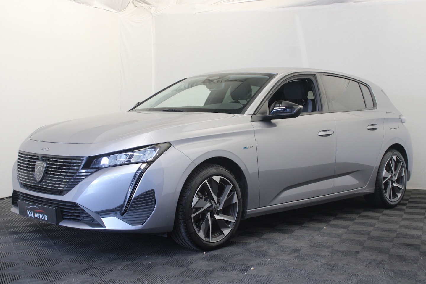 Peugeot 308 - 1.6 Plug-in Hybrid 180 Allure - AutoWereld.nl
