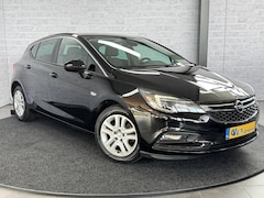 Opel Astra - 1.0 Online Edition Cruise Control Parkeersensoren Navigatie