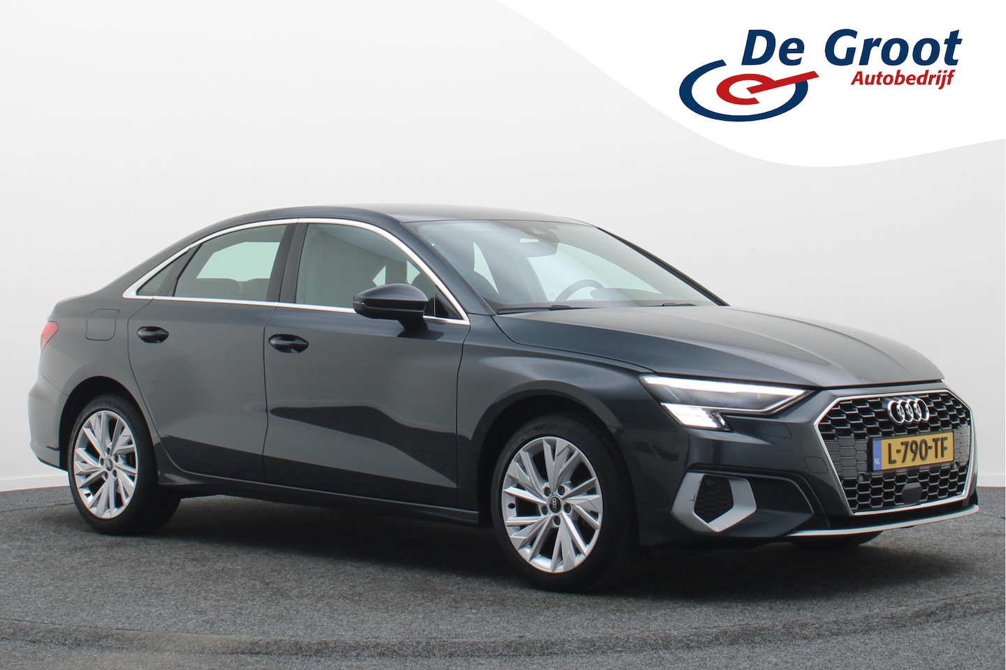 Audi A3 Limousine - 35 TFSI Business edition Leer, Matrix LED, Camera, Apple Carplay, Virtual Cockpit, PDC - AutoWereld.nl