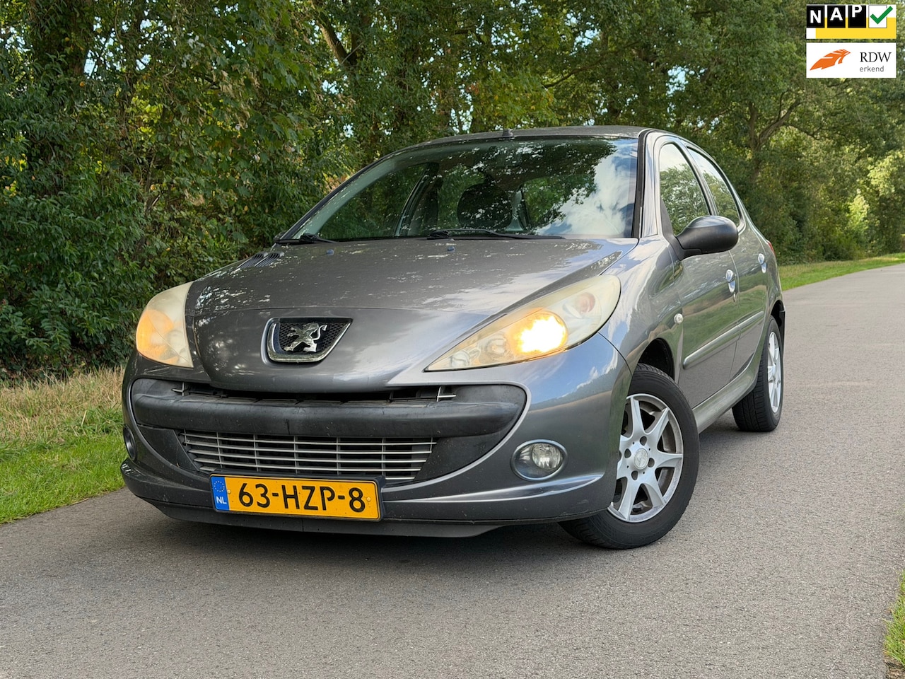 Peugeot 206 - 1.4 XS | Lange APK + Cruise control Nu € 1.499,- !!! - AutoWereld.nl