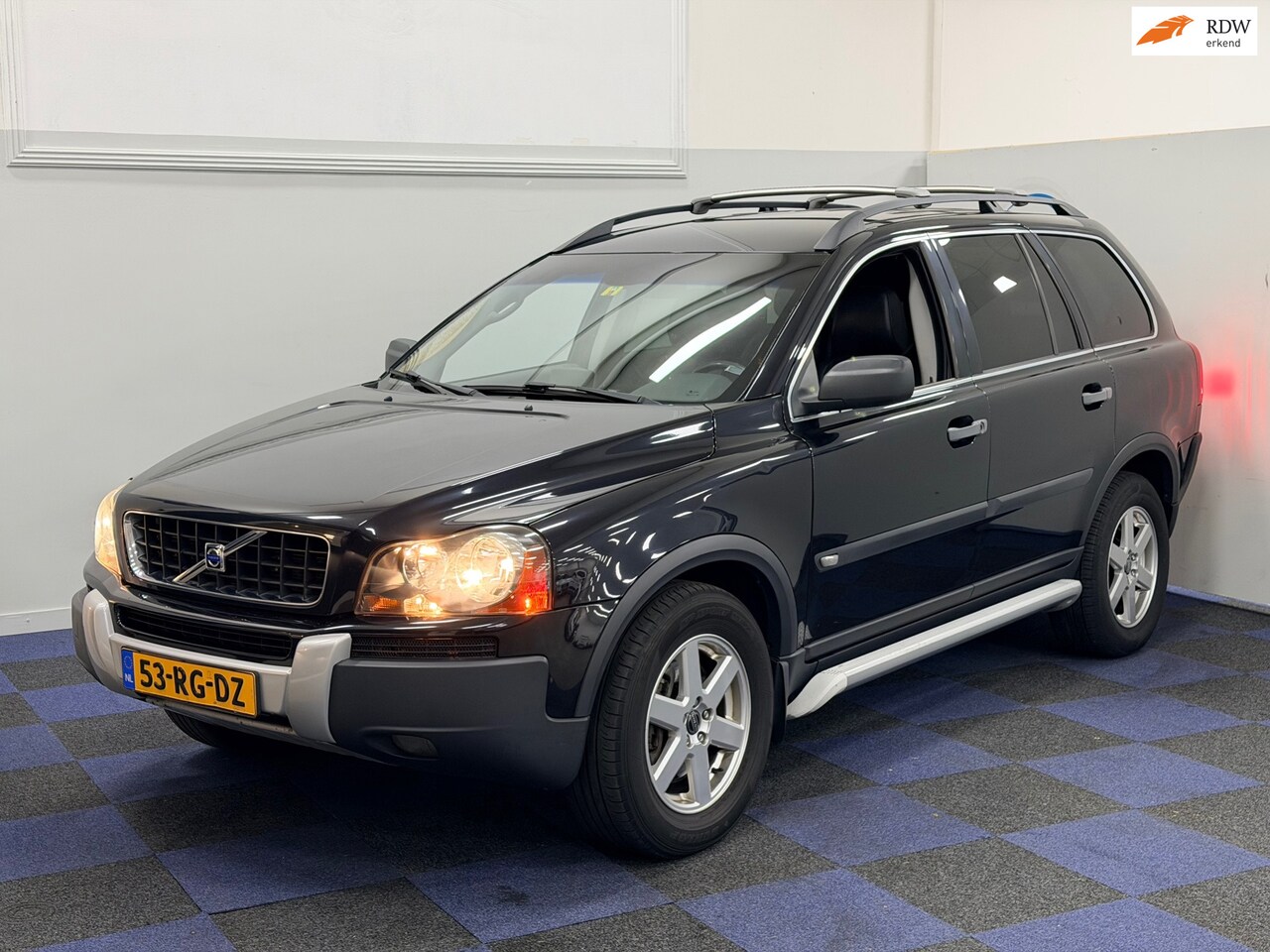 Volvo XC90 - 2.5 T Summum / DEALER ONDERHOUDEN / NETTE AUTO / 7 PERSOONS - AutoWereld.nl