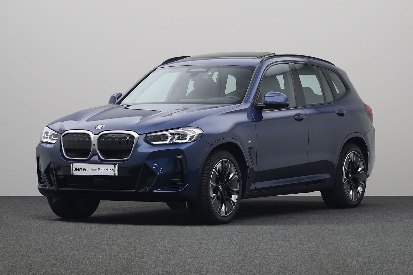 BMW iX3 - High Executive Edition 80 kWh | Harman Kardon | Head Up Display | Parking Assistant Plus | - AutoWereld.nl