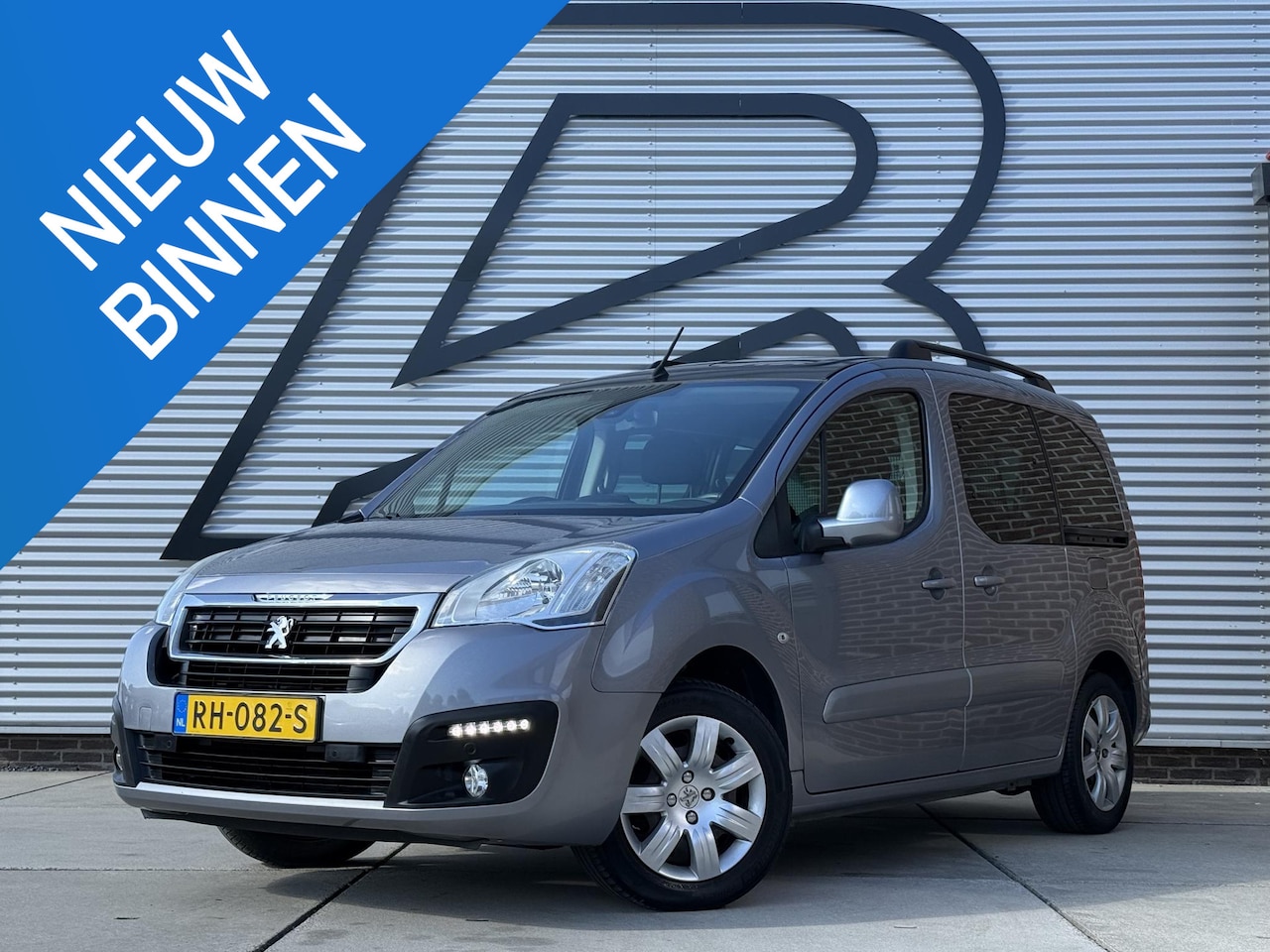 Peugeot Partner Tepee - 1.2 PureTech Active 1e Eigenaar|Navi|Camera|Pano|PDC|Clima|Cruise|Stoelverwarming|D-riem v - AutoWereld.nl