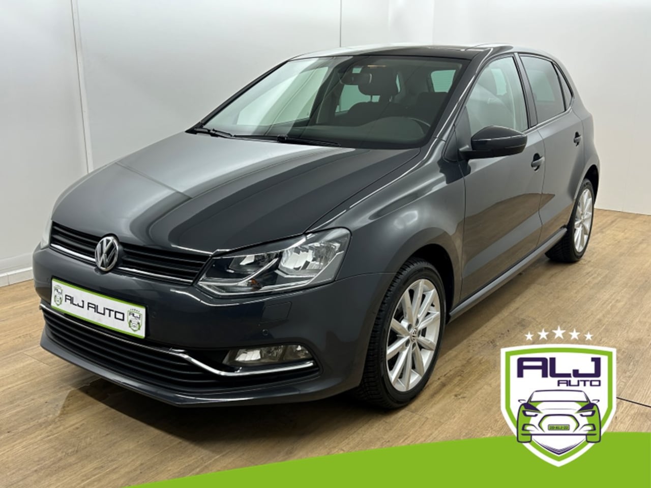 Volkswagen Polo - Occasion 1.2 TSI Highline | Grijs | Tweedehands Volkswagen Polo | Airco | Cruise | Carplay - AutoWereld.nl