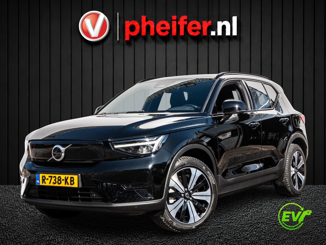 Volvo XC40 - Recharge Plus 70 kWh SOH 93% Trekhaak/ Stoel-stuurverwarming/ Camera/ Contourstoelen/ Carp - AutoWereld.nl