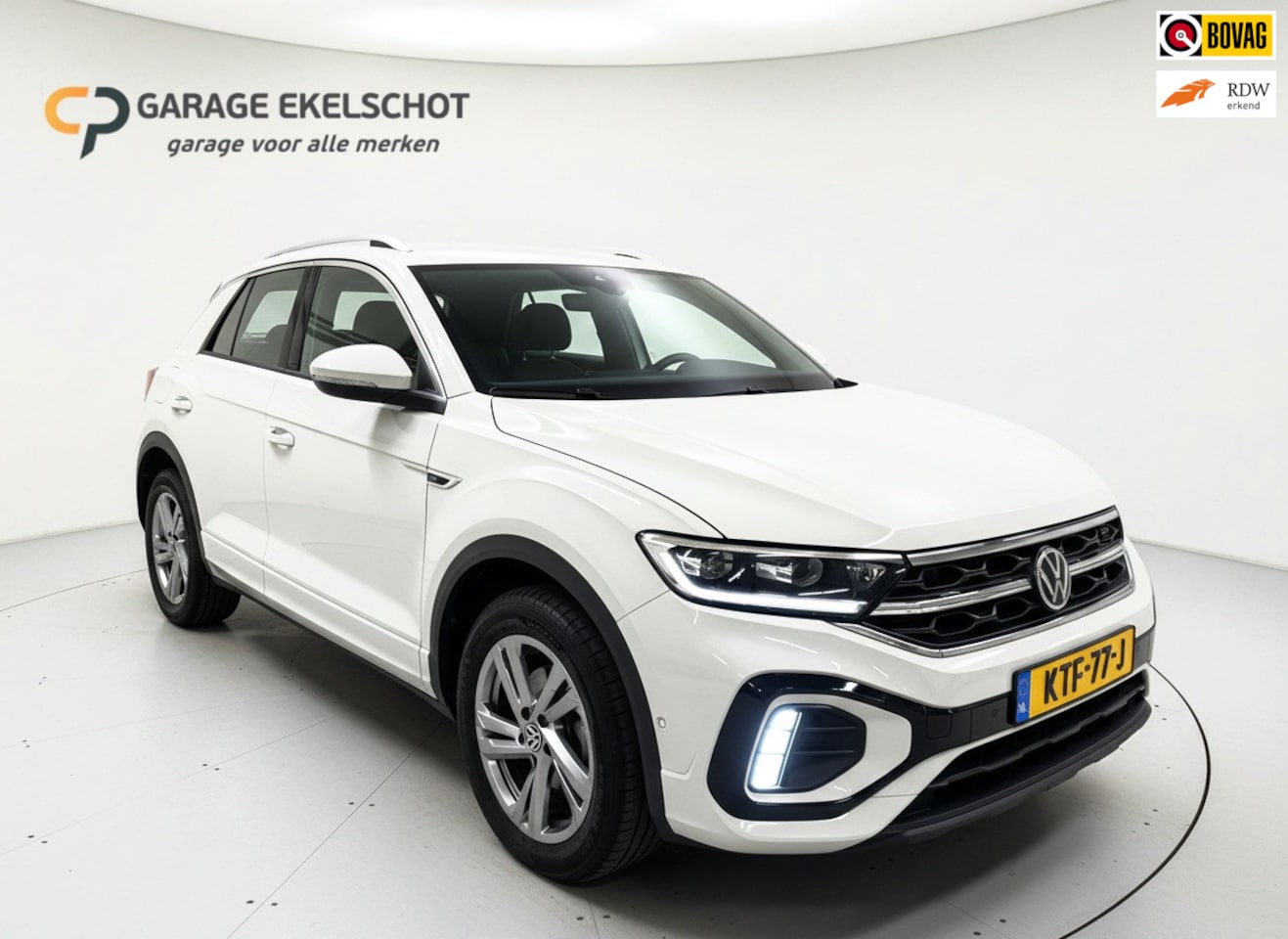 Volkswagen T-Roc - 1.0 TSI R-Line|Carplay|Stoelverw|ACC - AutoWereld.nl