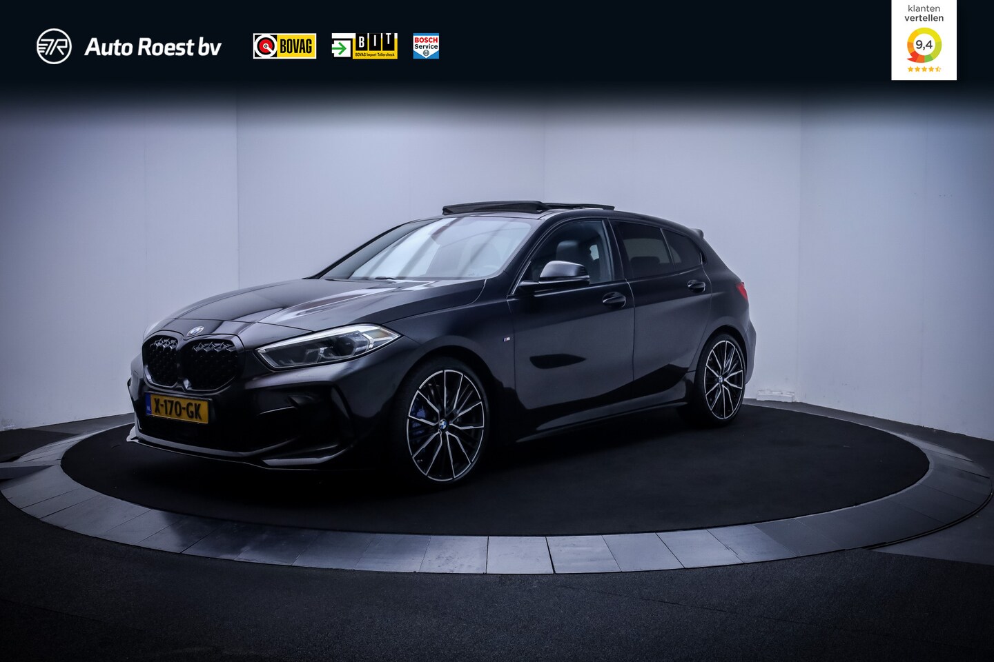 BMW 1-serie - M135i xDrive HIGH Executive Edition PANO | HARMAN KARDON | MEMORY | DAB | FULL.LED | STOEL - AutoWereld.nl