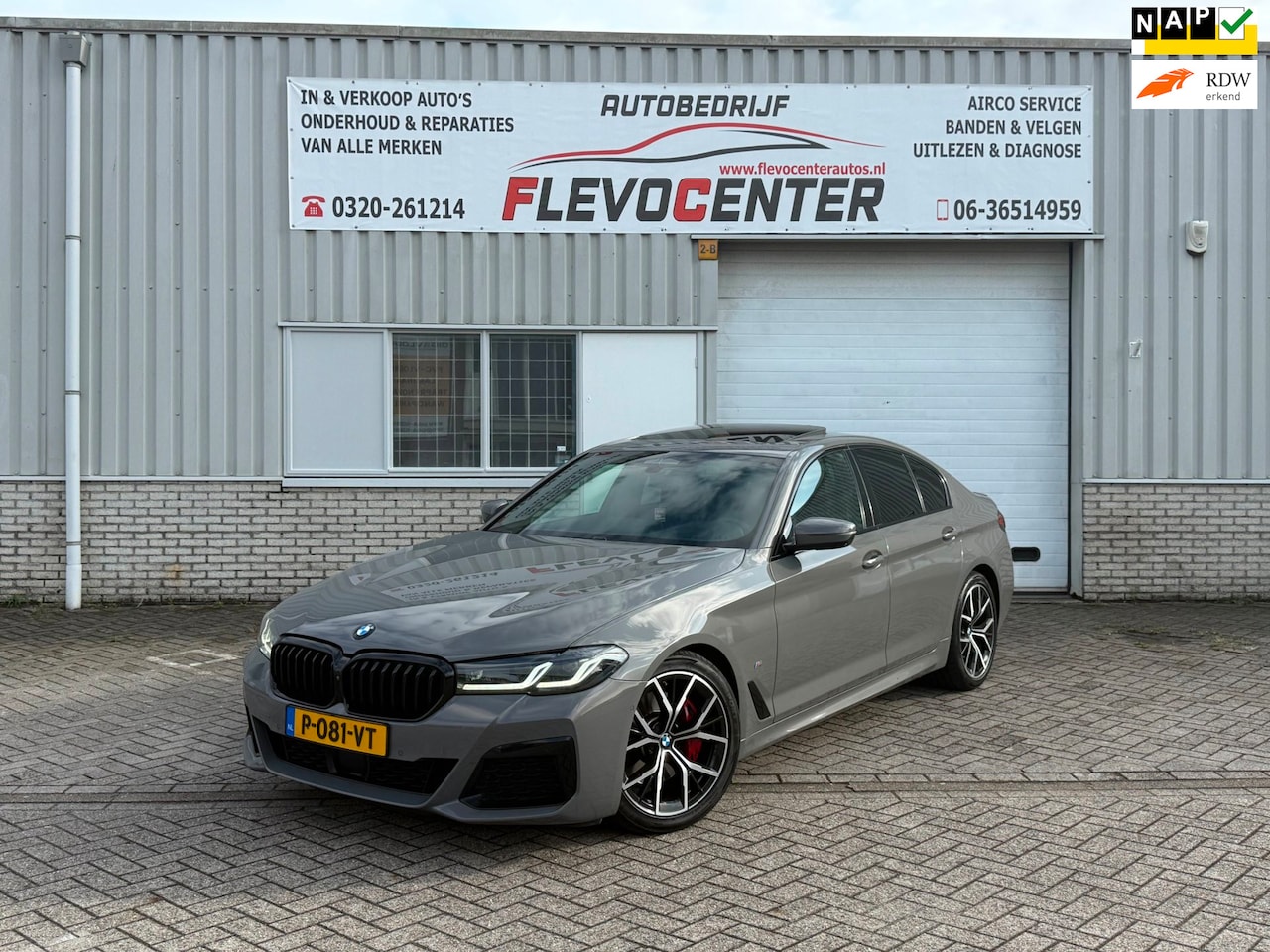 BMW 5-serie - 520i High Executive Edition M Sport |19'| Schuifdak|Headup|360|Leer|Adaptief|StoelKoeling - AutoWereld.nl