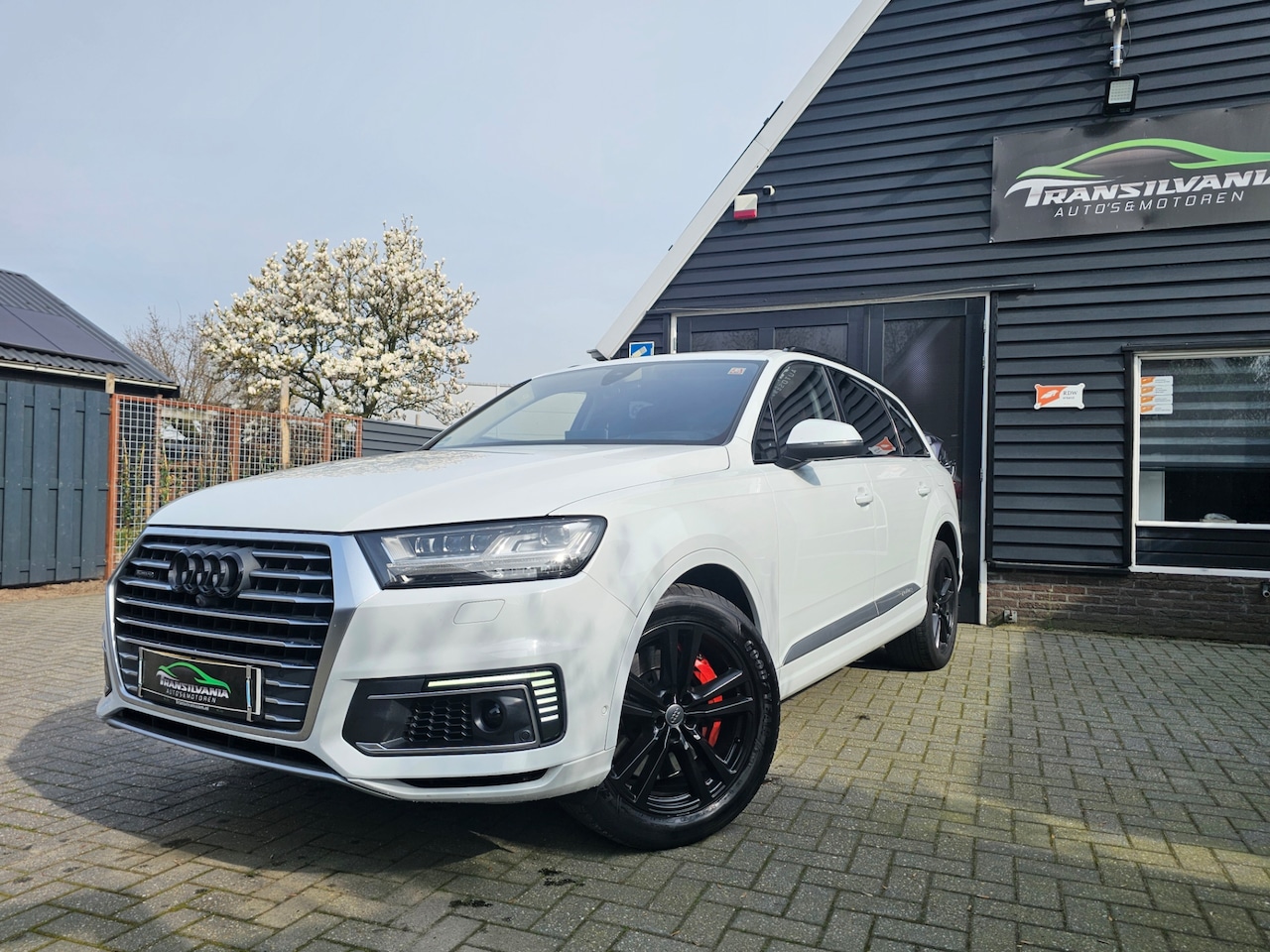 Audi Q7 - 3.0 TDI e-tron Hybrid 374PK quattro Premium - AutoWereld.nl