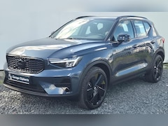 Volvo XC40 - 2.0 B3 Plus Black Edition MY 2026 - 20” Wielen - Adaptive Cruise Control - Harman Kardon A
