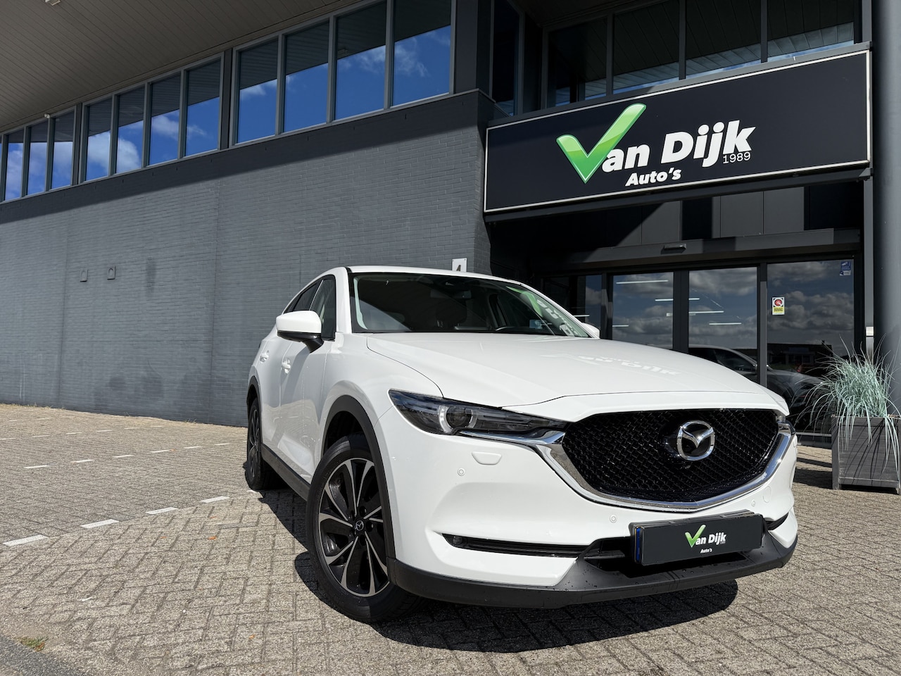 Mazda CX-5 - 2.0 SkyActiv Navi 360Camera Trekhaak El.Klep 19Inch - AutoWereld.nl