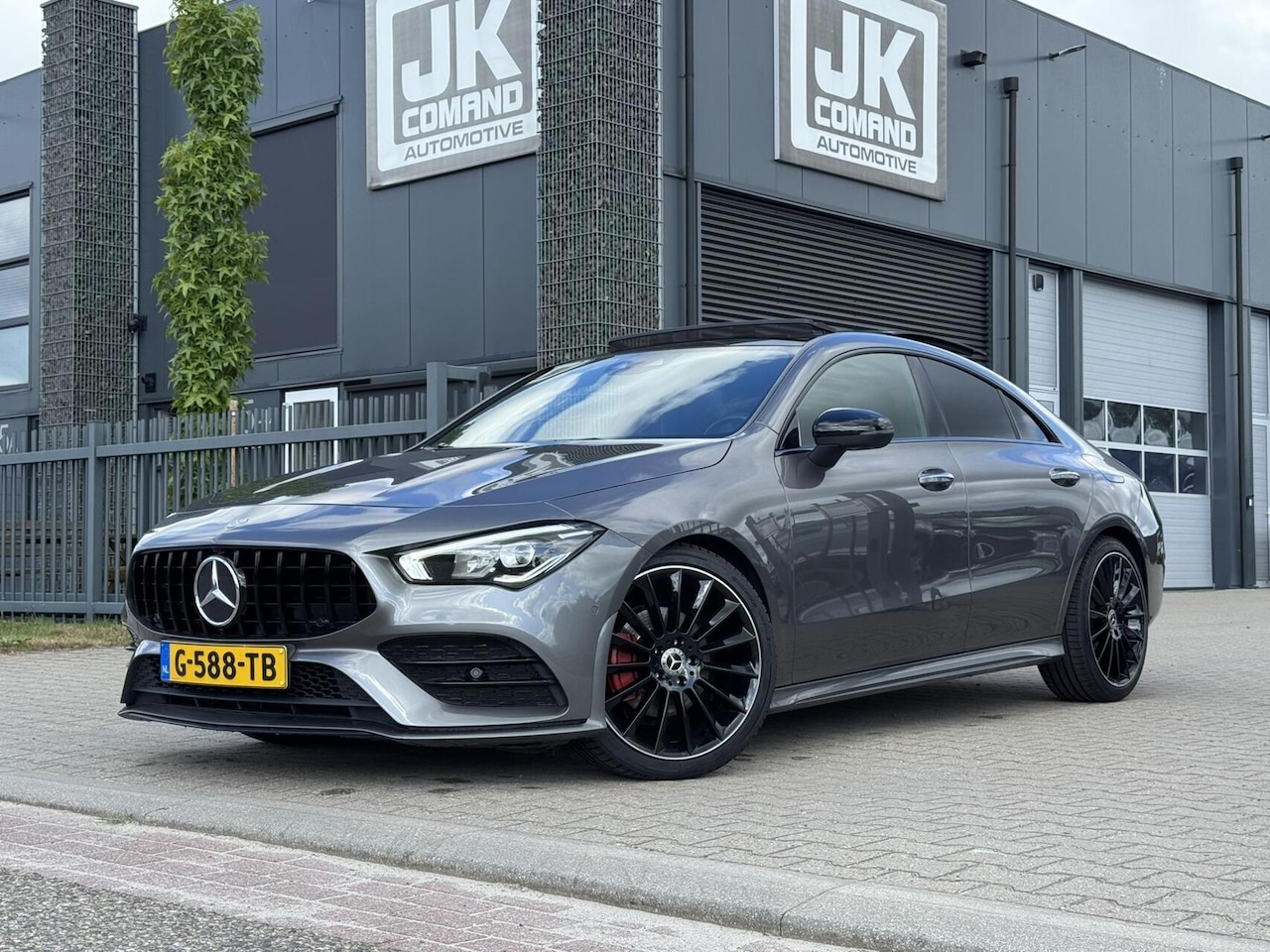Mercedes-Benz CLA-Klasse - 180 AMG|Pano|Ambient Lights|Night|Widescreen - AutoWereld.nl