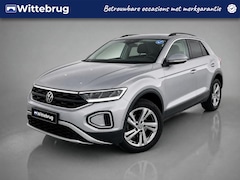 Volkswagen T-Roc - 1.5 TSI 150pk Life 75 Edition DSG Automaat / Navigatie / Camera / Led / Lm 17 inch / Digit
