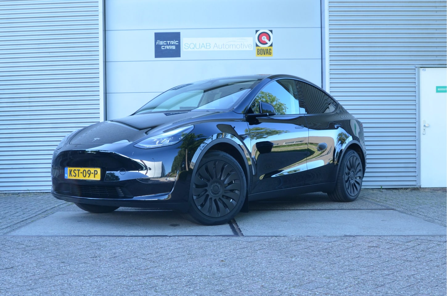 Tesla Model Y - Long Range AWD 75 kWh Trekhaak (1.600kg), AutoPilot3.0 Ryzen - AutoWereld.nl