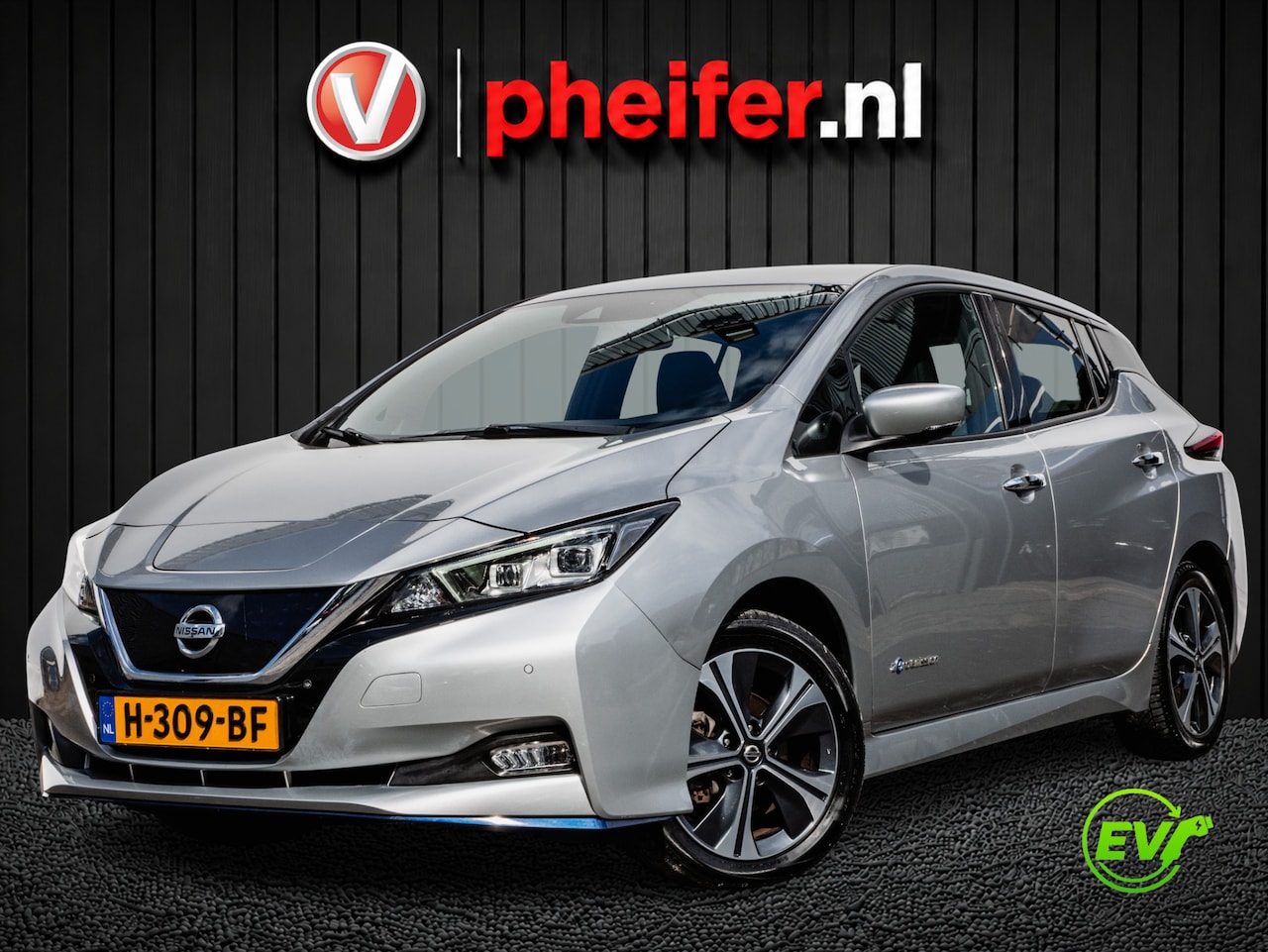 Nissan LEAF - 3.Zero Limited Edition 62 kWh SOH 93% Lederen int./ Stuur+stoelverwarming/ 360 camera/ Bli - AutoWereld.nl
