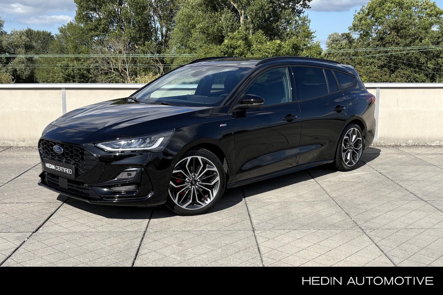 Ford Focus Wagon - 1.0 EcoBoost Hybrid ST Line X Automaat | Winter Pack | Driver Assistance Pack | Afn. Trekh - AutoWereld.nl