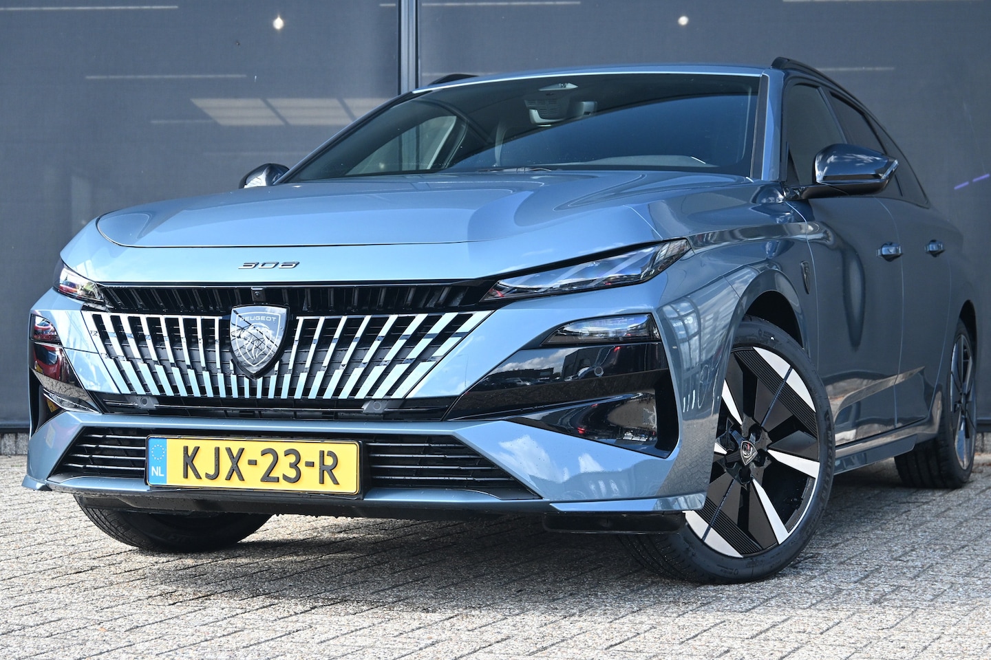 Peugeot e-308 SW - GT 54 kWh DEMO-DEAL! | Adaptief cruise control | Dodehoek detectie | Warmtepomp | Elektr & - AutoWereld.nl