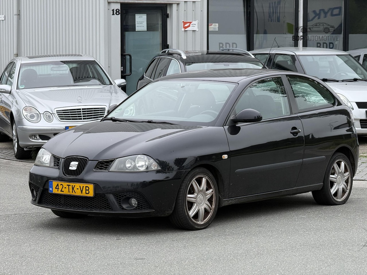 SEAT Ibiza - 1.4-16V Chill Out Handel / Export - AutoWereld.nl