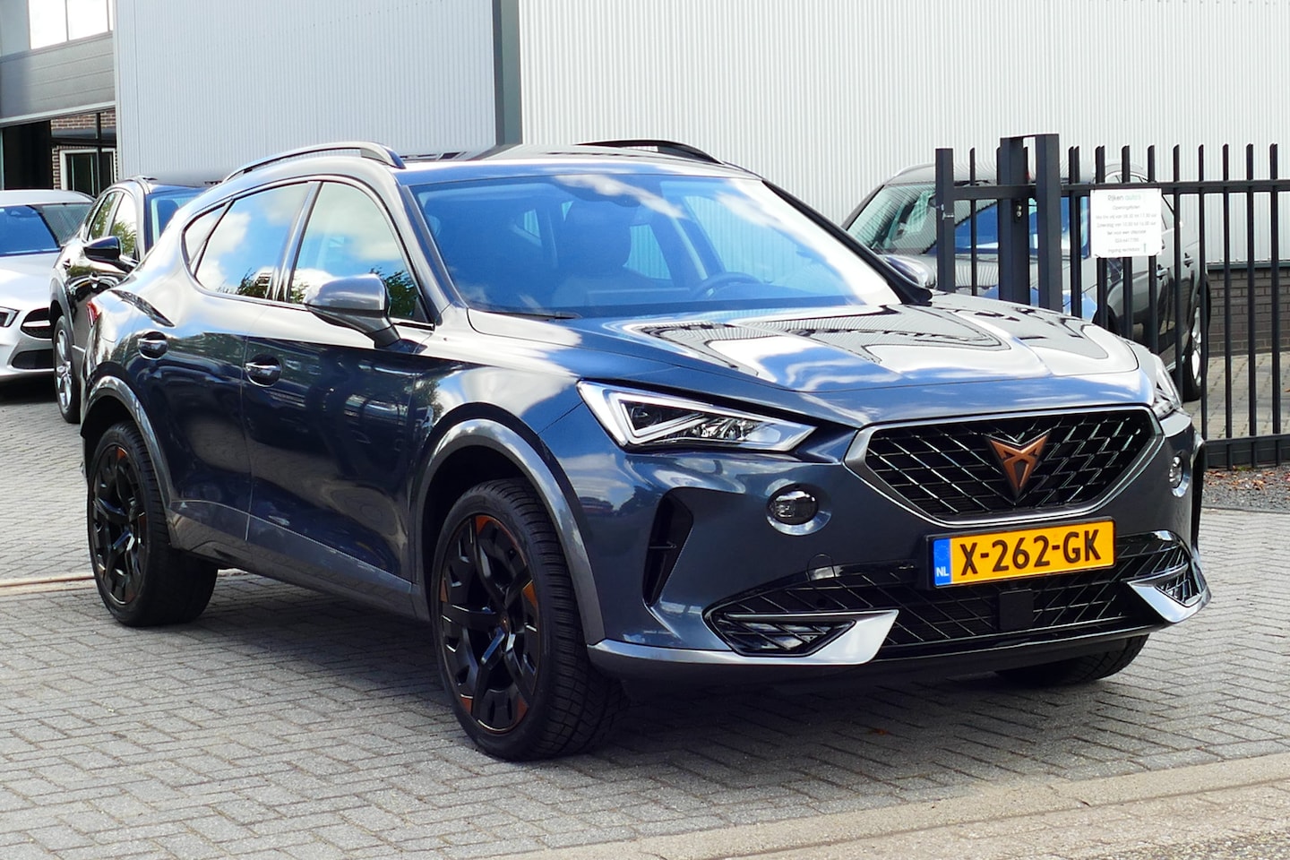CUPRA Formentor - 1.5 TSI Business Edition Plus. Adap Cruise, Camera, Stoel&StuurVerw, Navi, Virt Cockpit, - AutoWereld.nl