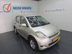Daihatsu Sirion 2 - 1.0-12V Premium