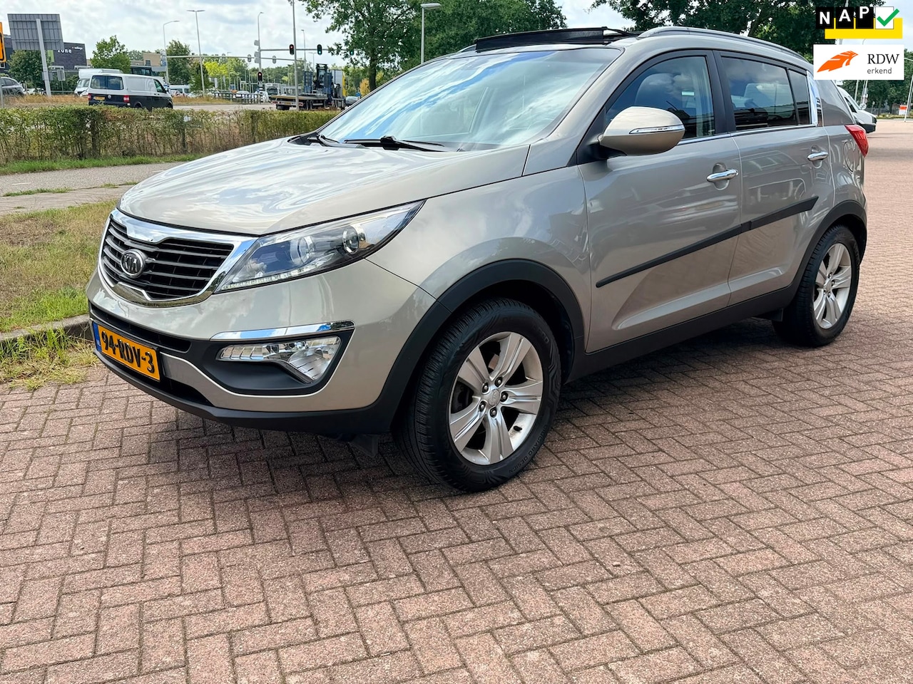 Kia Sportage - 2.0 X-ecutive Plus Pack - Top staat ! - AutoWereld.nl