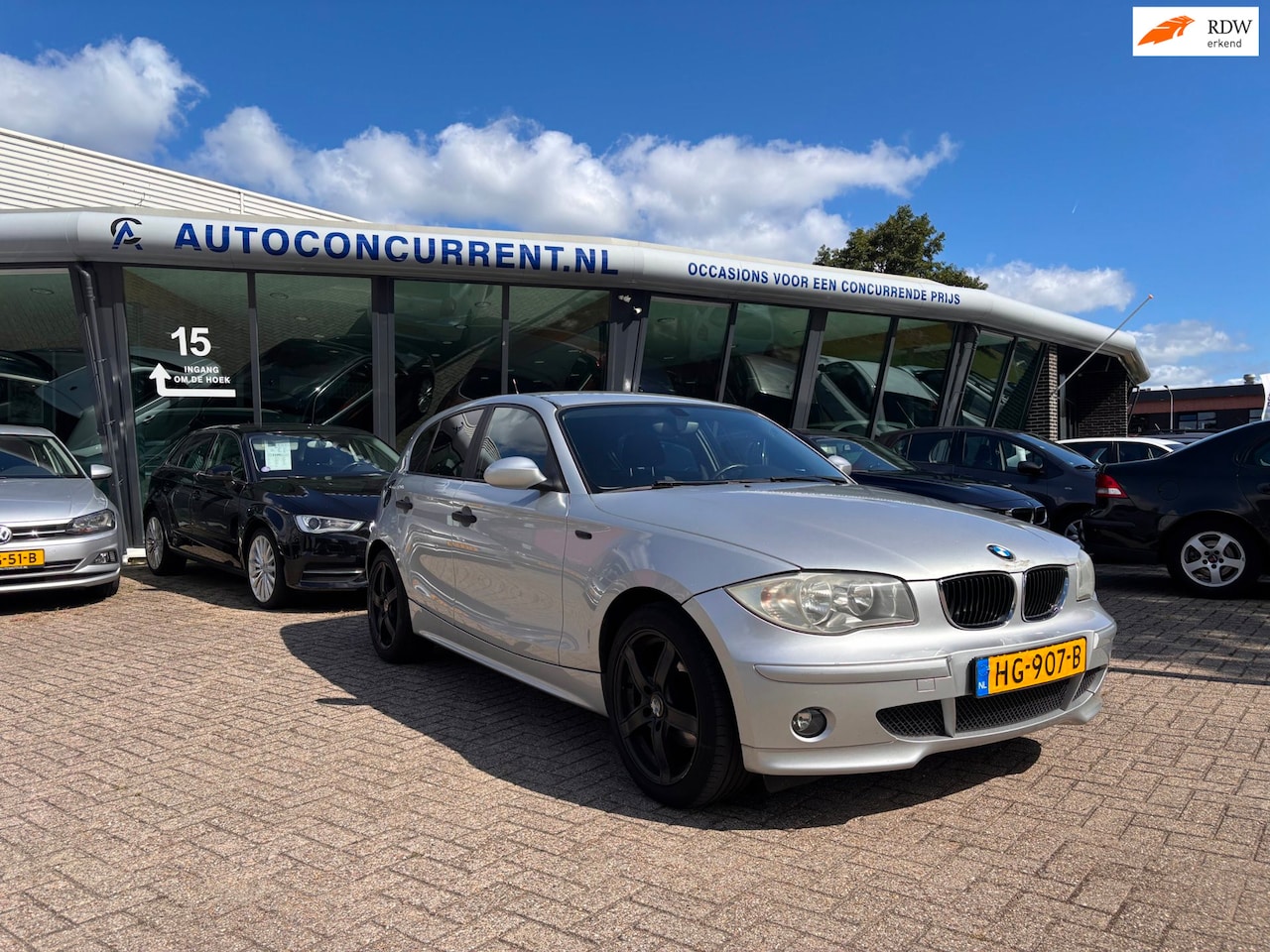 BMW 1-serie - 116i Business Line 116i Business Line, Nieuwe APK, Airco, Stoelverw. Inruil mogelijk. - AutoWereld.nl