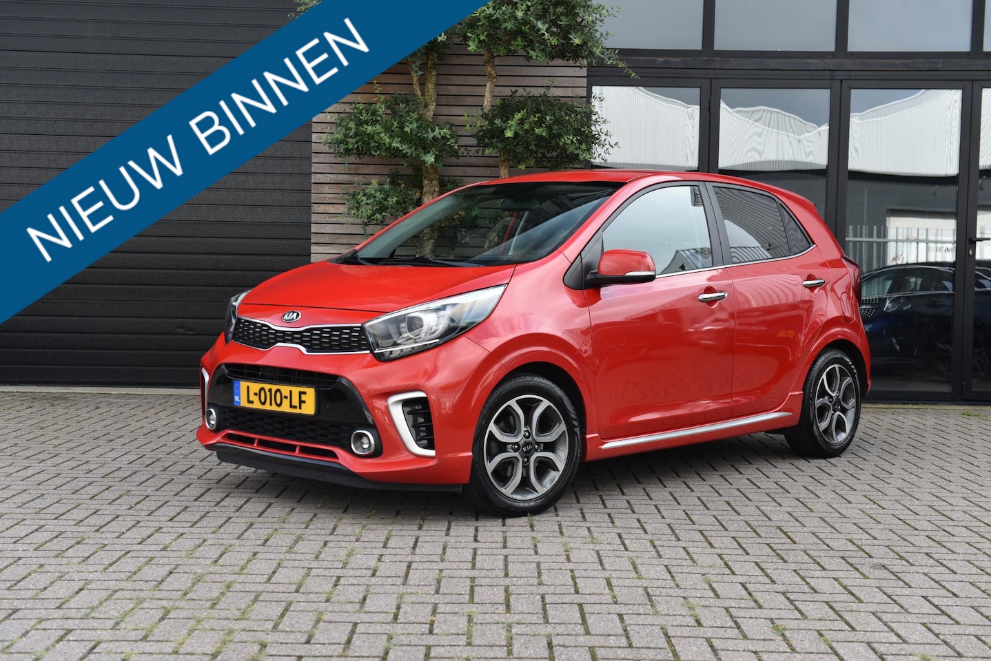 Kia Picanto - 1.0 MPi Dynamic GT Line Leren Bekleding Airco Navigatie Cima - AutoWereld.nl