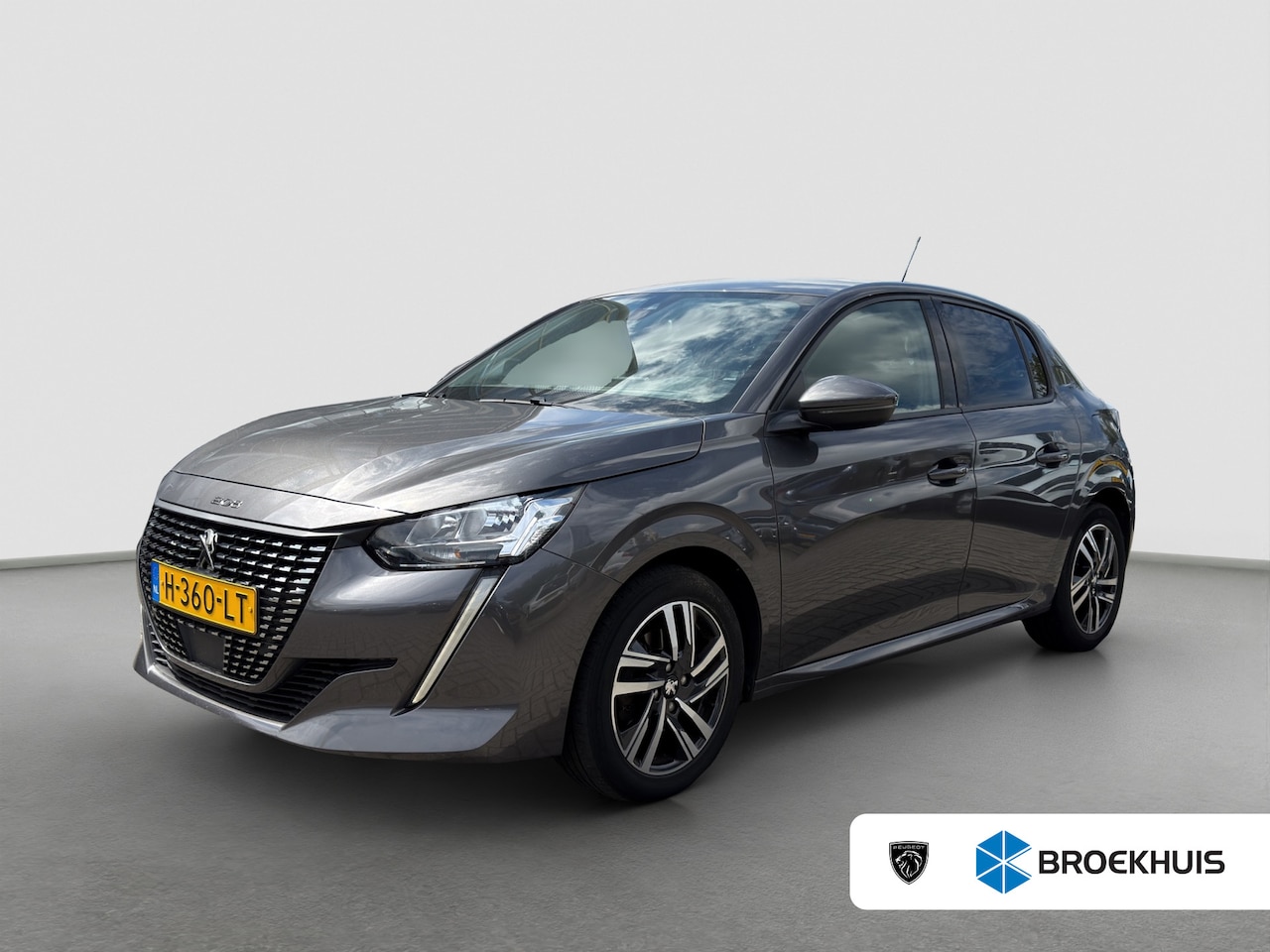 Peugeot 208 - 1.2 PureTech Blue Lease Allure Camera | Parkeersensoren | Full map navigatie | Carplay/and - AutoWereld.nl