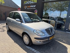 Lancia Y(psilon) - Ypsilon 1.4-16V PLATINO
