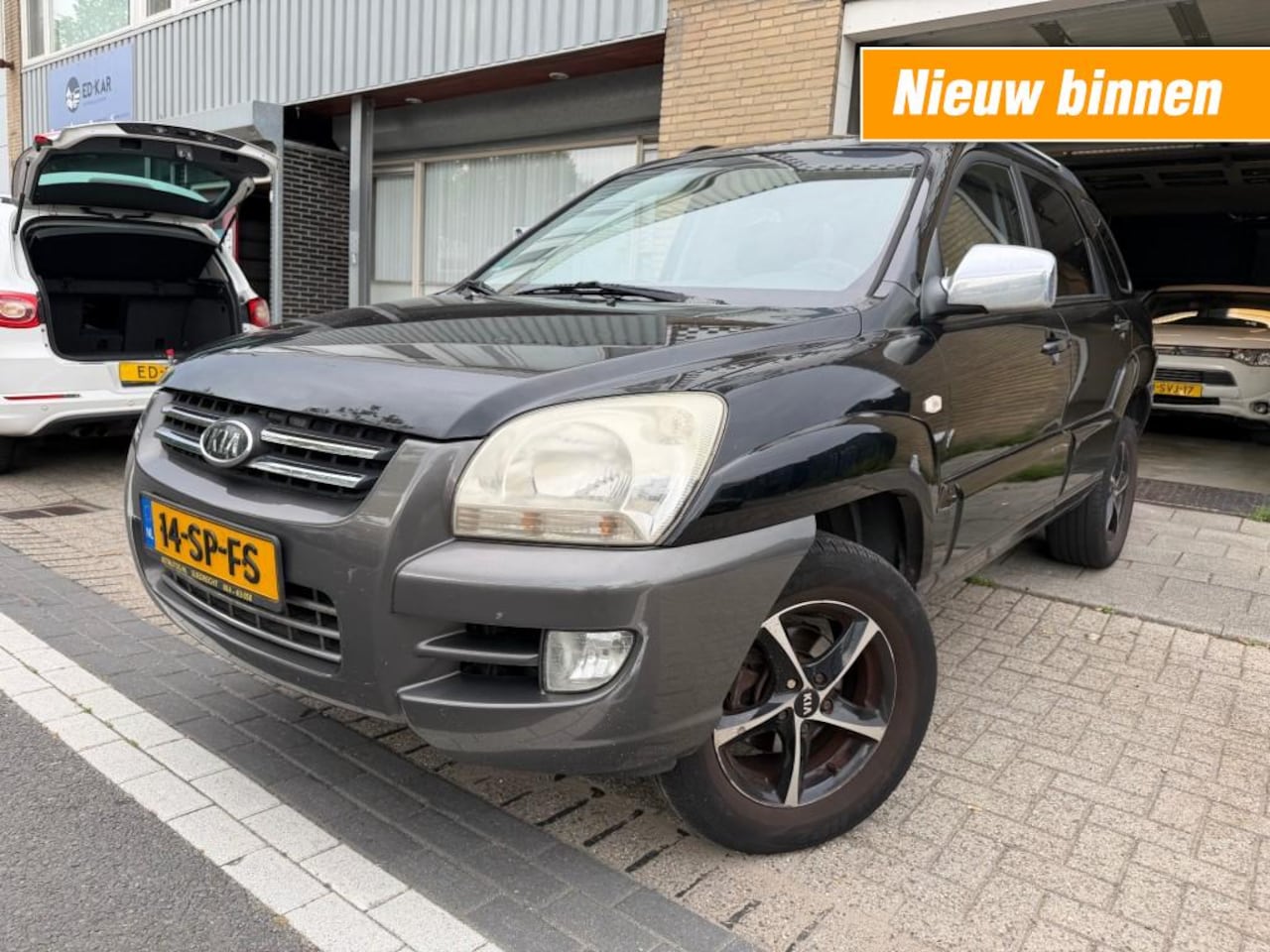 Kia Sportage - 2.0 CVVT Executive CLIMA LMV PDC TREKHAAK NAP APK 1-2027 - AutoWereld.nl