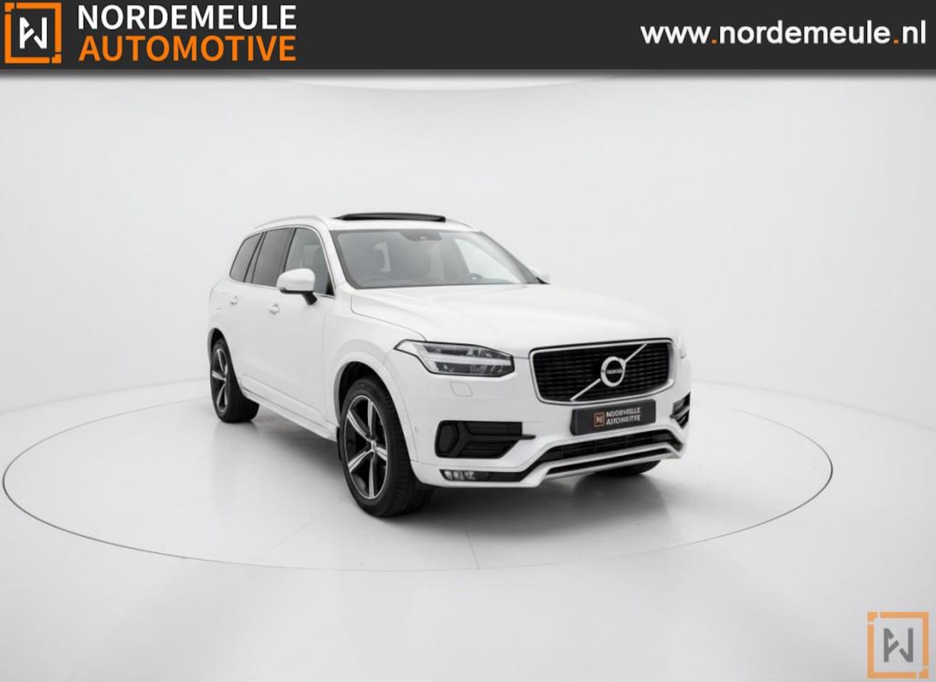 Volvo XC90 - 2.0 T5 AWD R-DESIGN 7P. PANO, BW, TREKHAAK - AutoWereld.nl