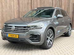 Volkswagen Touareg - 3.0 TDI R-Line | FULL OPTIONS |