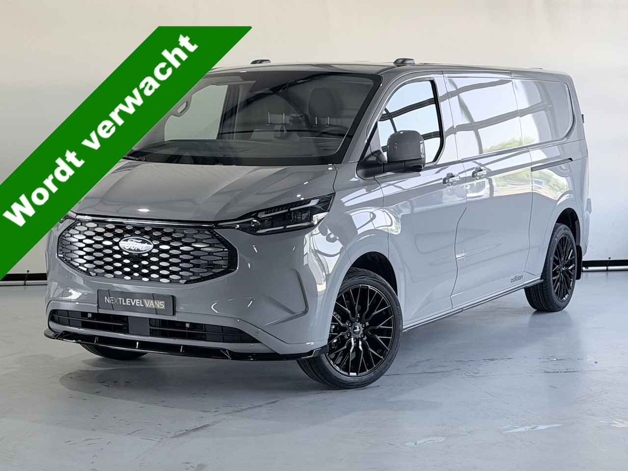 Ford Transit Custom - E 71 kw L2/ H1 Limited Next Level Edition / 360 Camera | B&O Audio | 2 schuifdeur - AutoWereld.nl