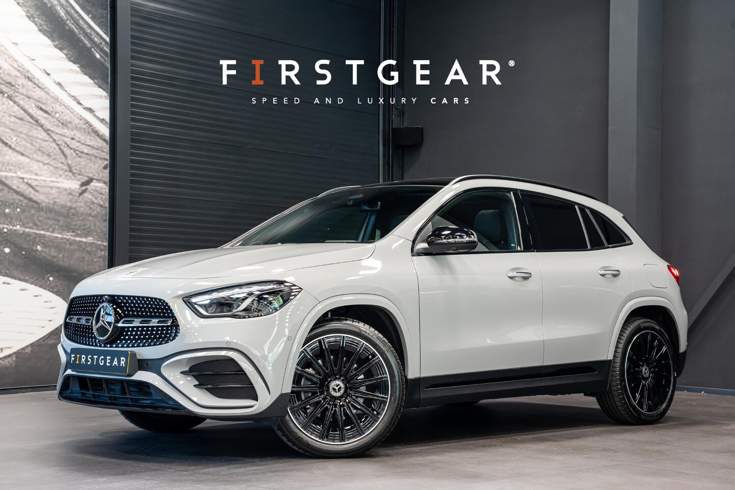 Mercedes-Benz GLA-Klasse - 250 e Business Solution AMG *Burmester / Panorama / HUD / Keyless / Surround-view* - AutoWereld.nl