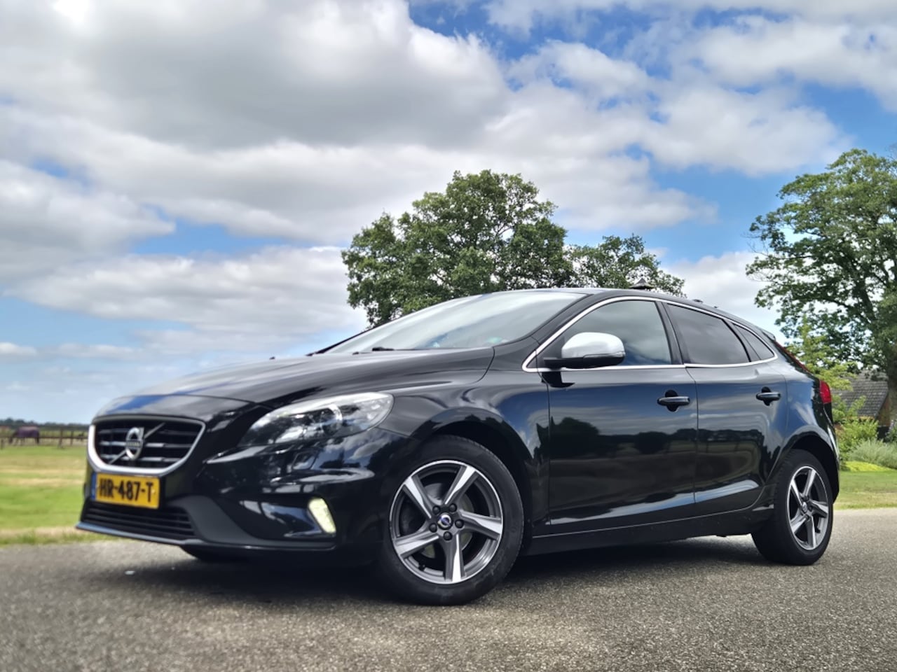 Volvo V40 - 2.0 D2 R-Design Bns - AutoWereld.nl
