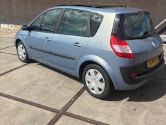 Renault Scénic - 2.0-16V Privilège Luxe