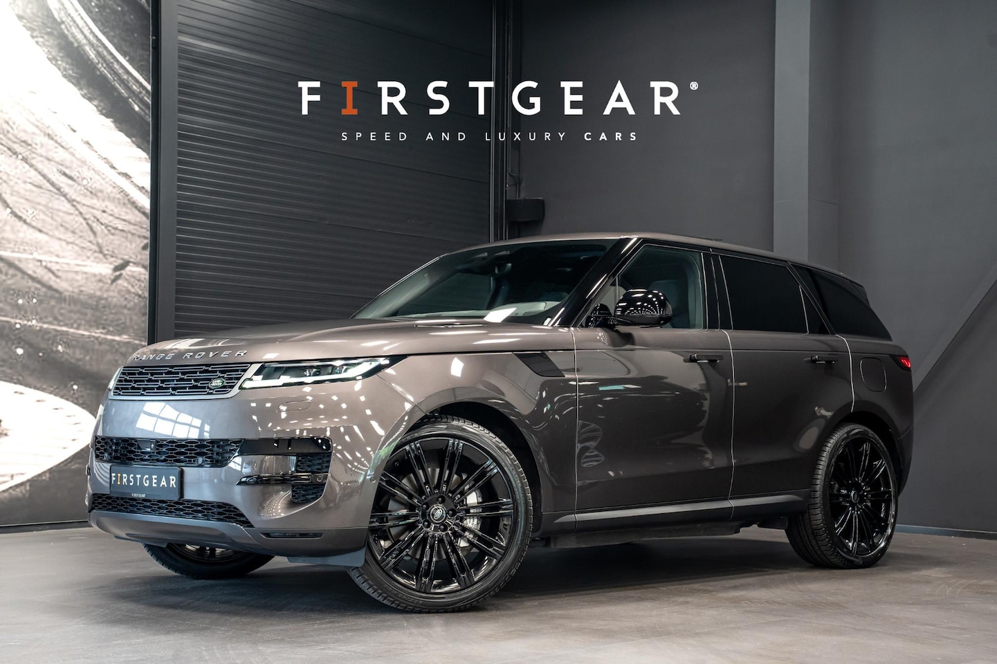 Land Rover Range Rover Sport - 3.0 P460e S PHEV *Panorama / Meridian / Memory / Surround-view / Keyless* - AutoWereld.nl