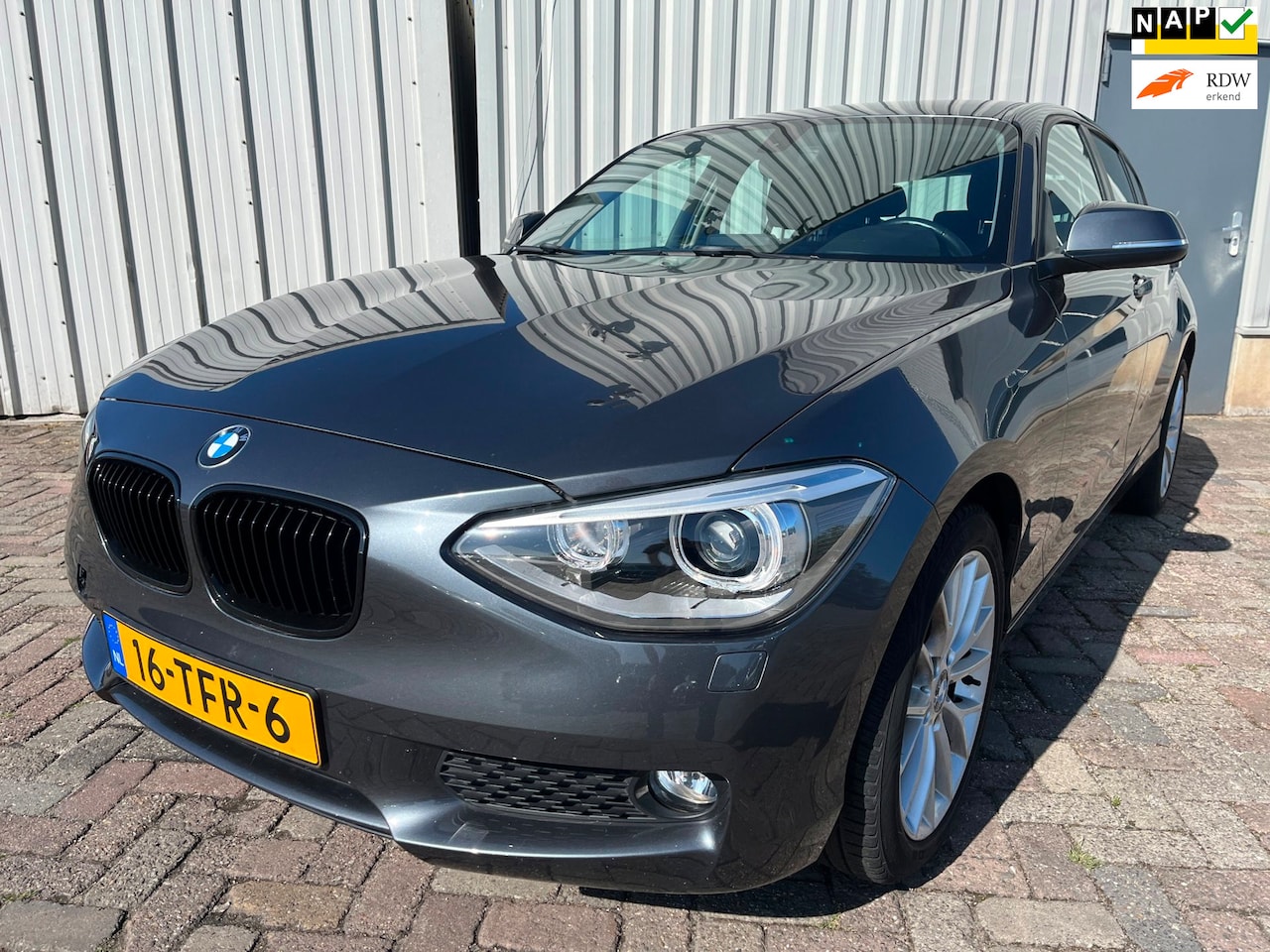 BMW 1-serie - 116i Business+ SCHADEAUTO! - AutoWereld.nl